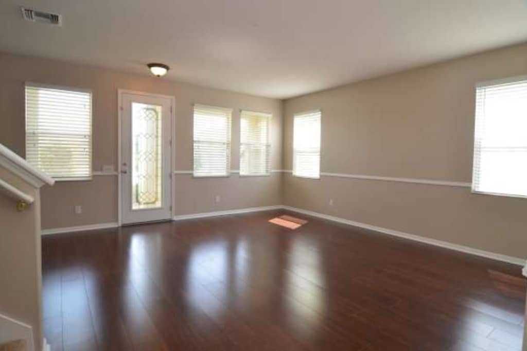 32152 Brookstone Dr - Photo 3 of 25