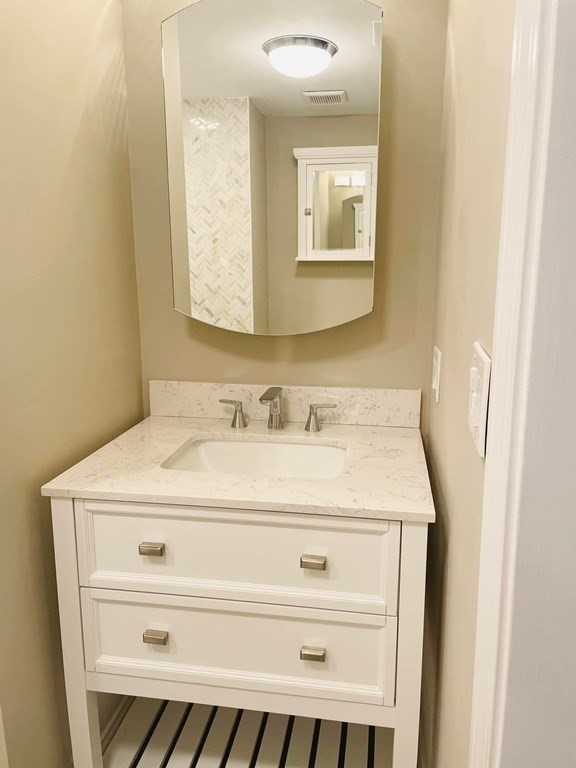 86 86 Wharf Street Street , L6 #L6 - Photo 3 of 34