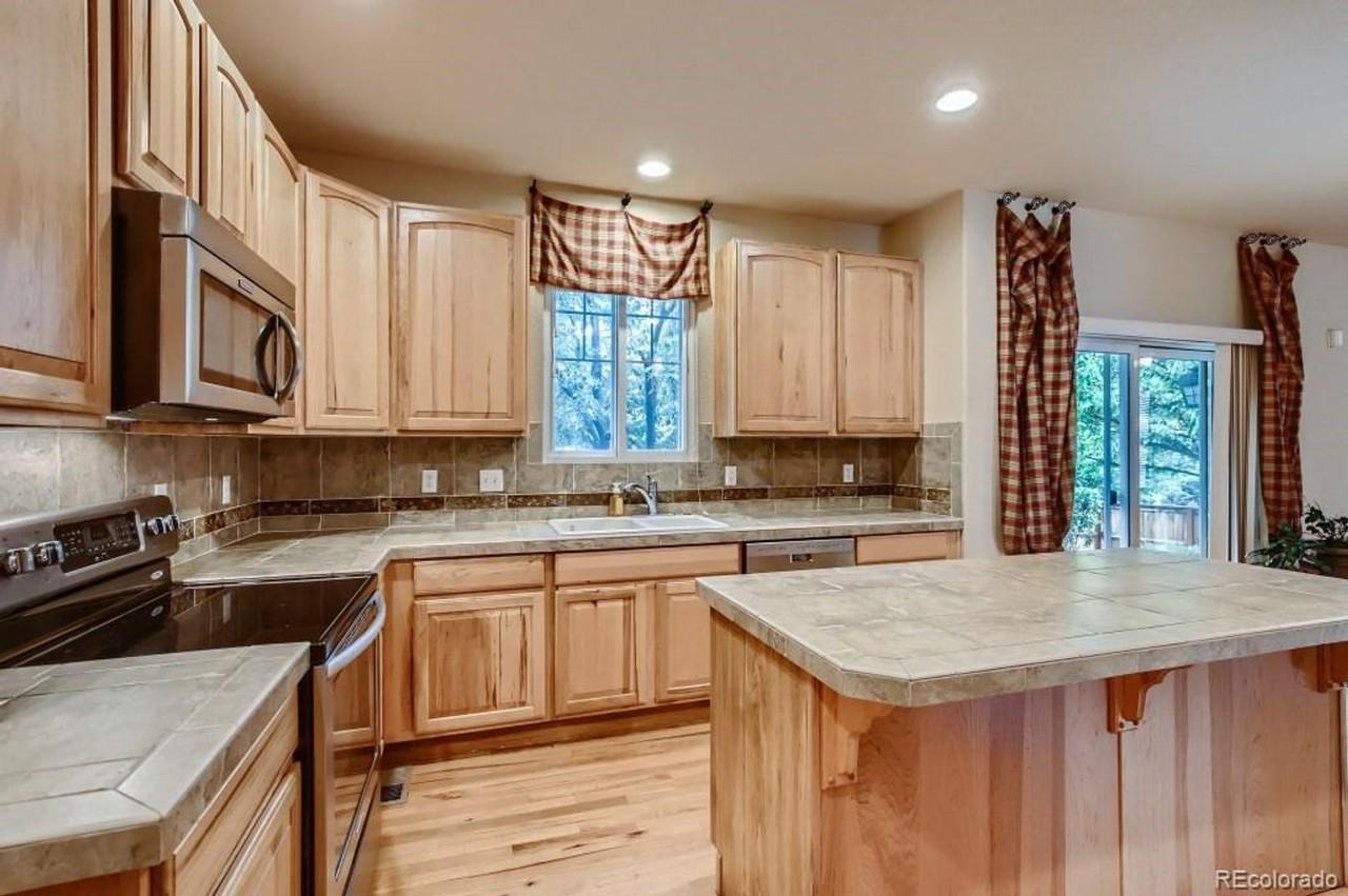 21152 E Greenwood Pl - Photo 3 of 20