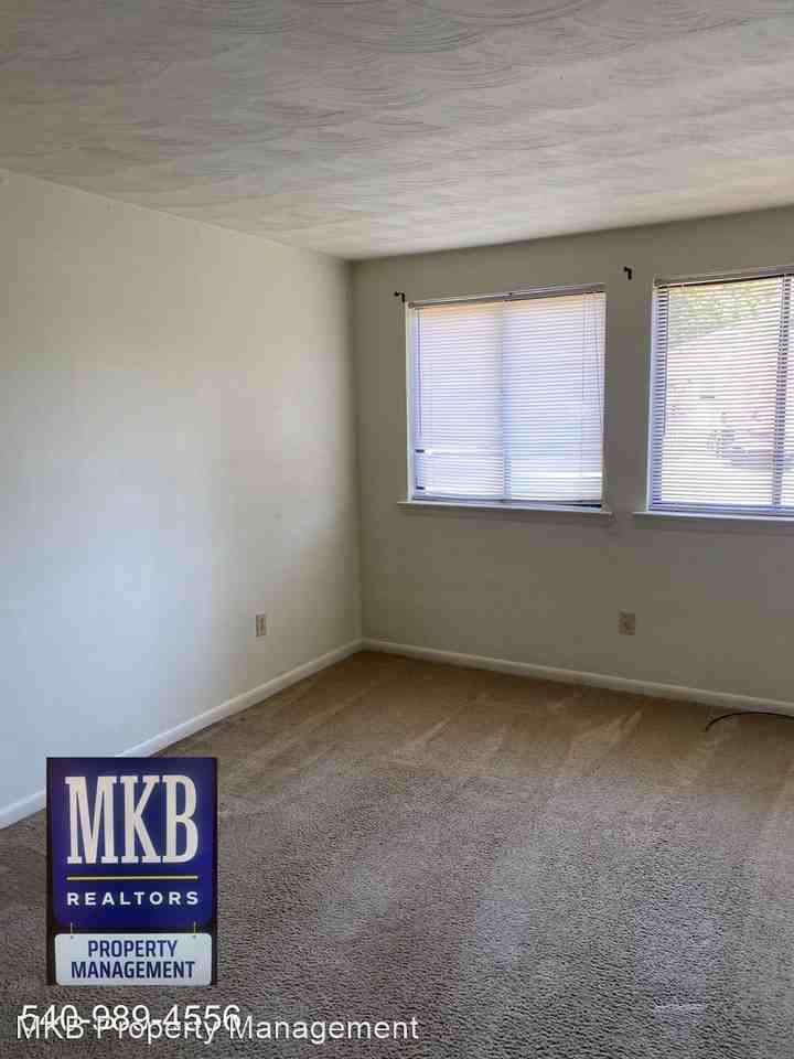 601 Vista Ave - Photo 3 of 9