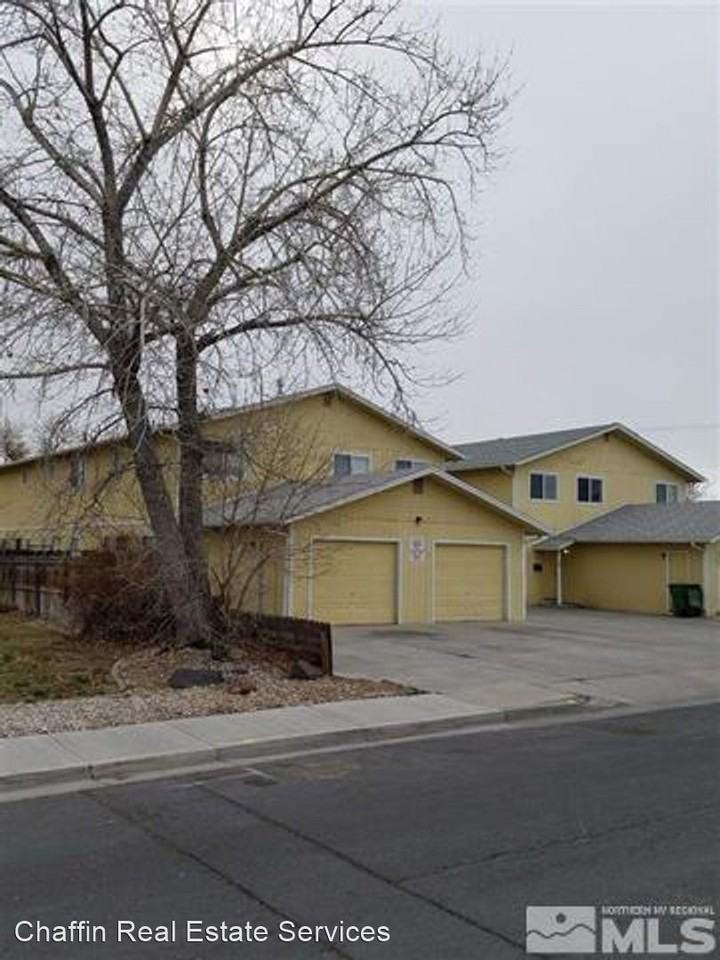 Fallon 3 Plex 3 Bedrooms Apartments 681689697 Humboldt St, Fallon