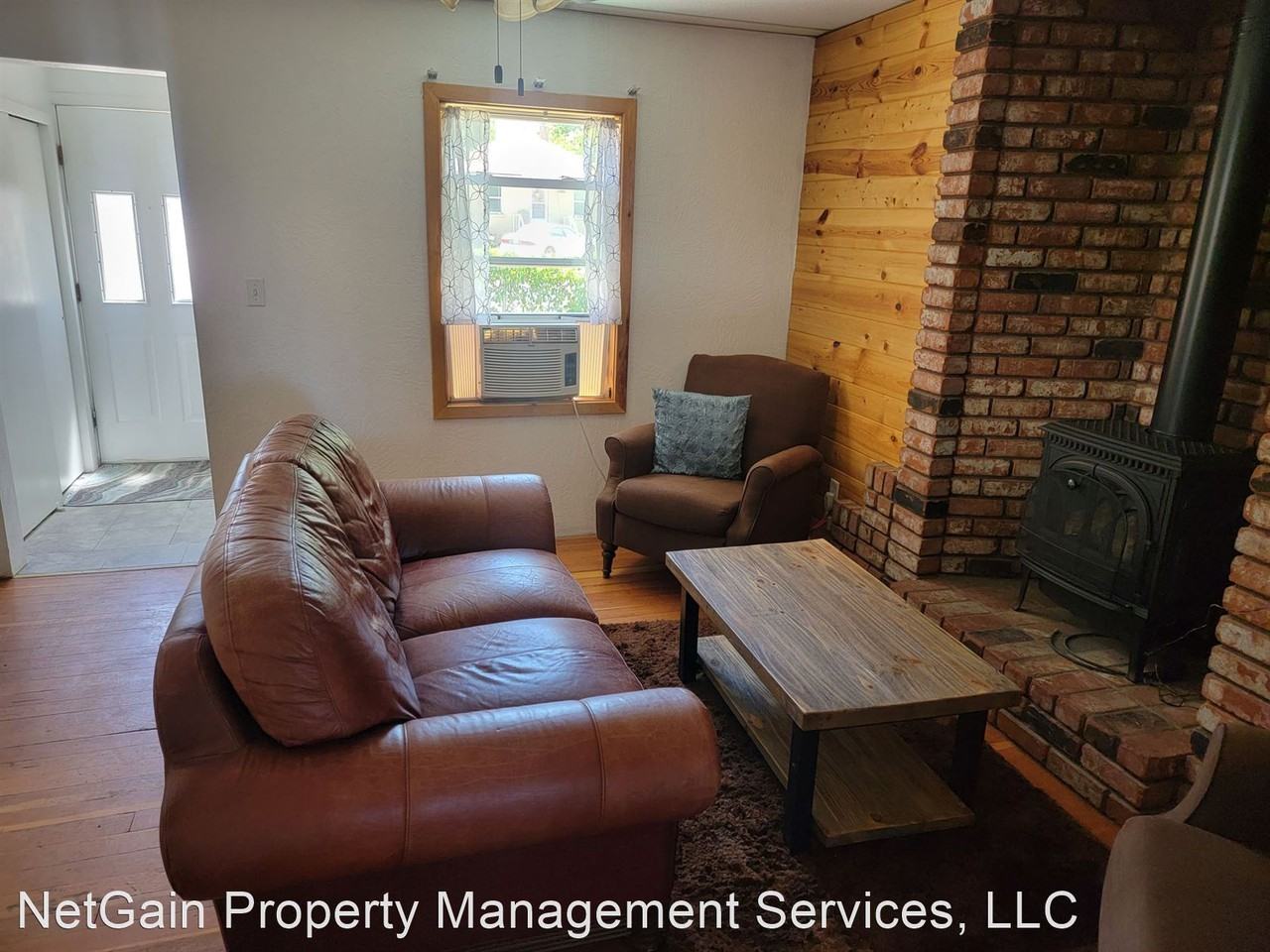 365 N 400 W Front - Photo 2 of 6