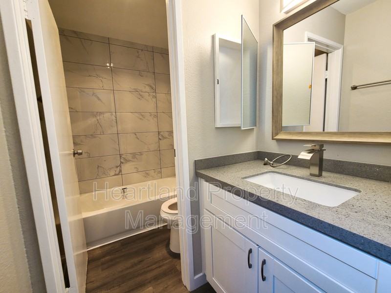 4879 Parks Ave #7 - Photo 6 of 7