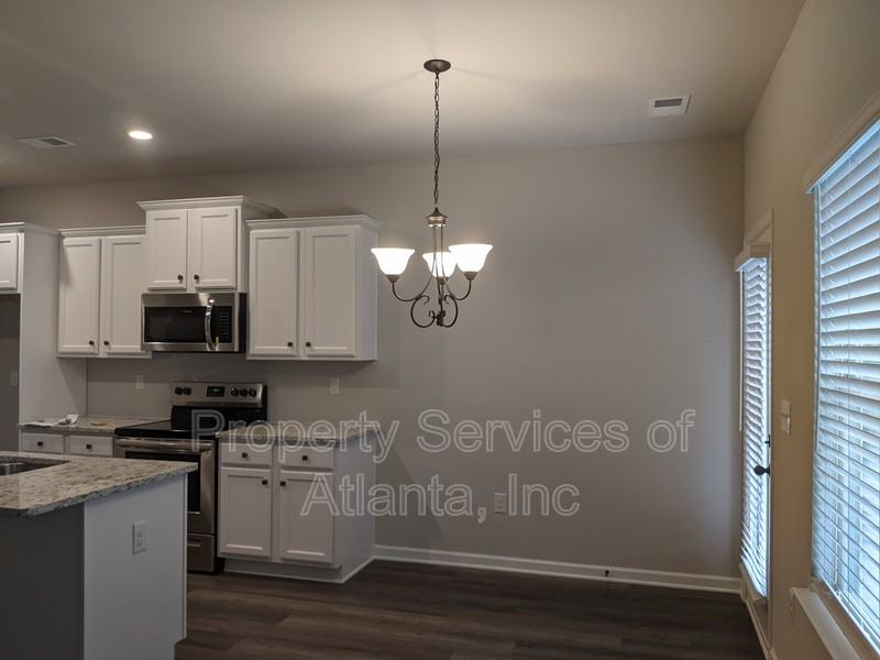 711 Galveston Way - Photo 6 of 21