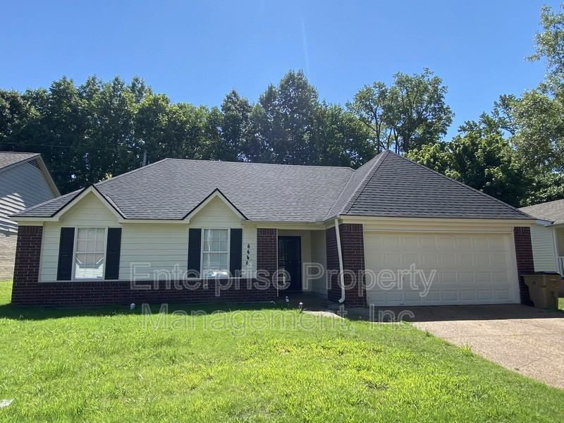 4444 Longtree Cv - Photo 2 of 32
