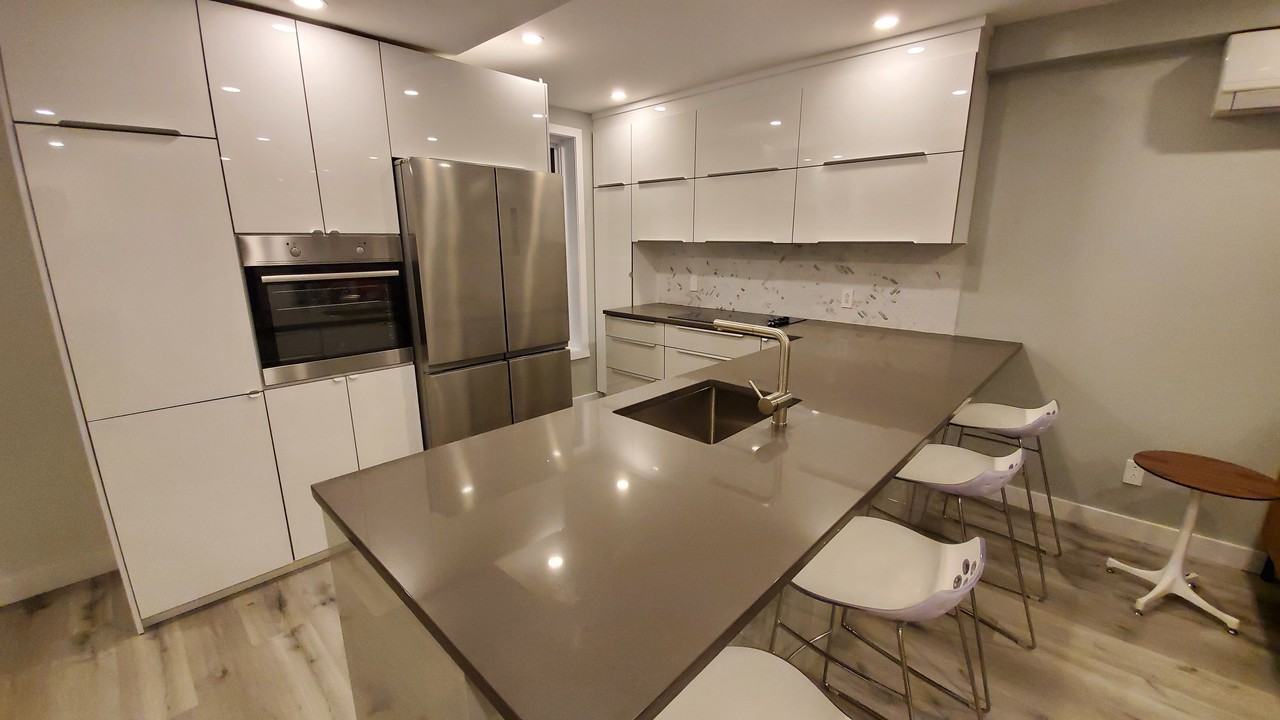 161 161 AG rue Jean-Talon Est - Photo 2 of 14