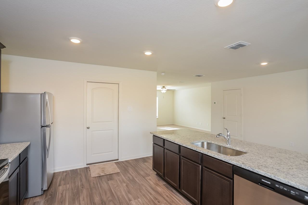 7252 Jebson Pass - Photo 6 of 13