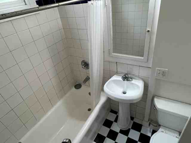 677 Oak Street #8 - Photo 7 of 8
