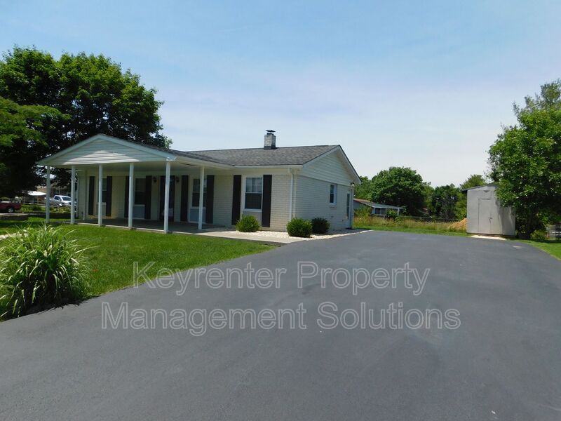 10 Eastgate Dr - Photo 2 of 33