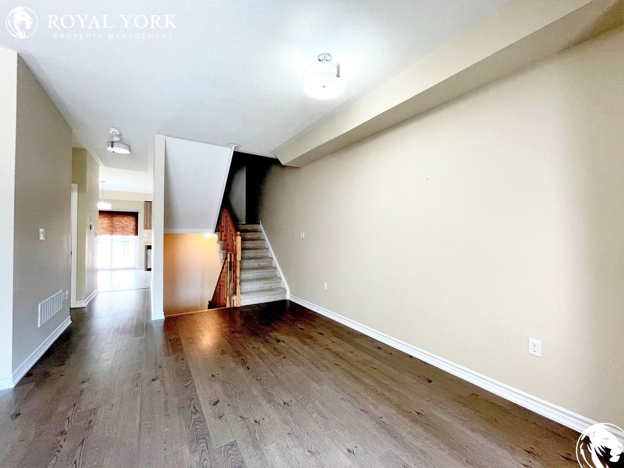 68 Milson Crescent - Photo 3 of 35