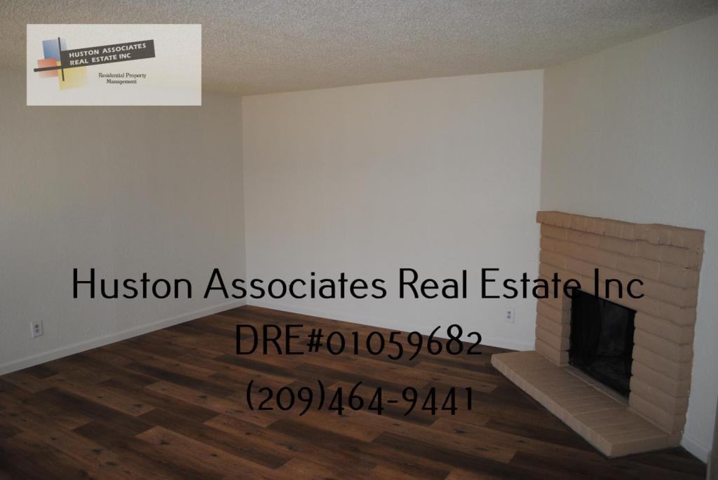 7410 Karlsberg Cir - Photo 3 of 15