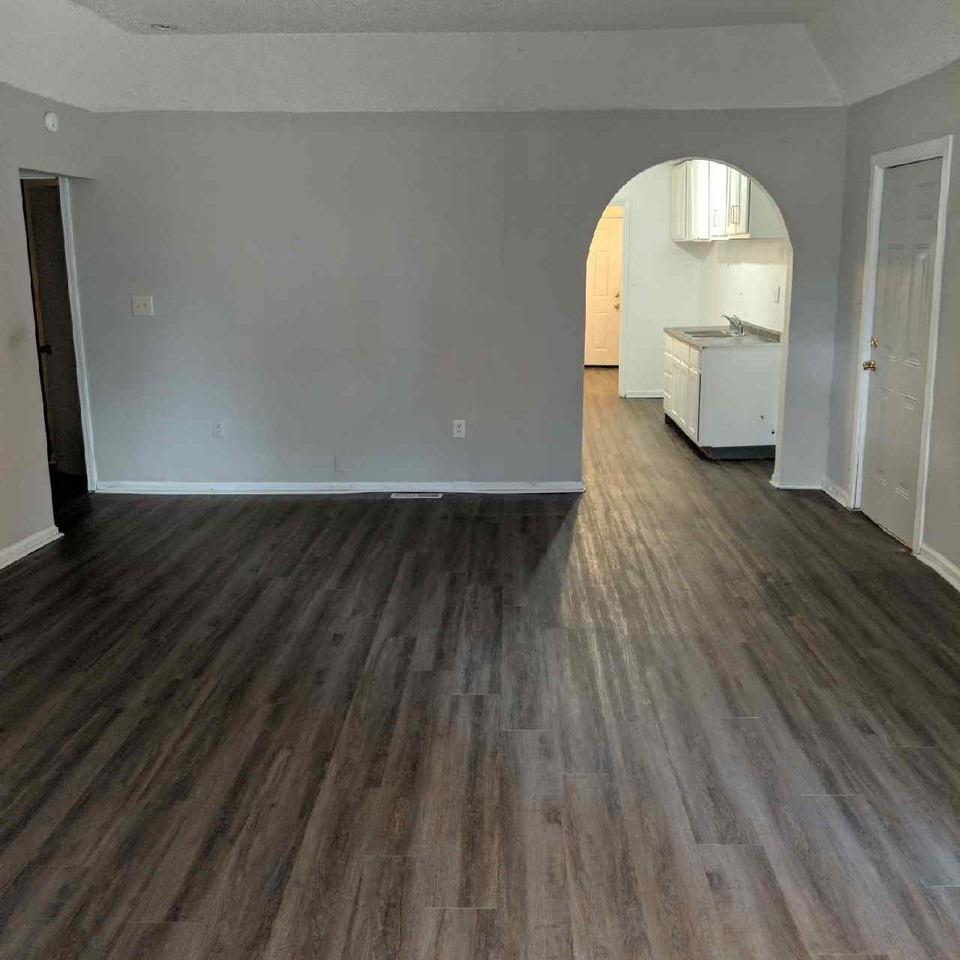 482 S Water Ave #2 - Photo 5 of 12