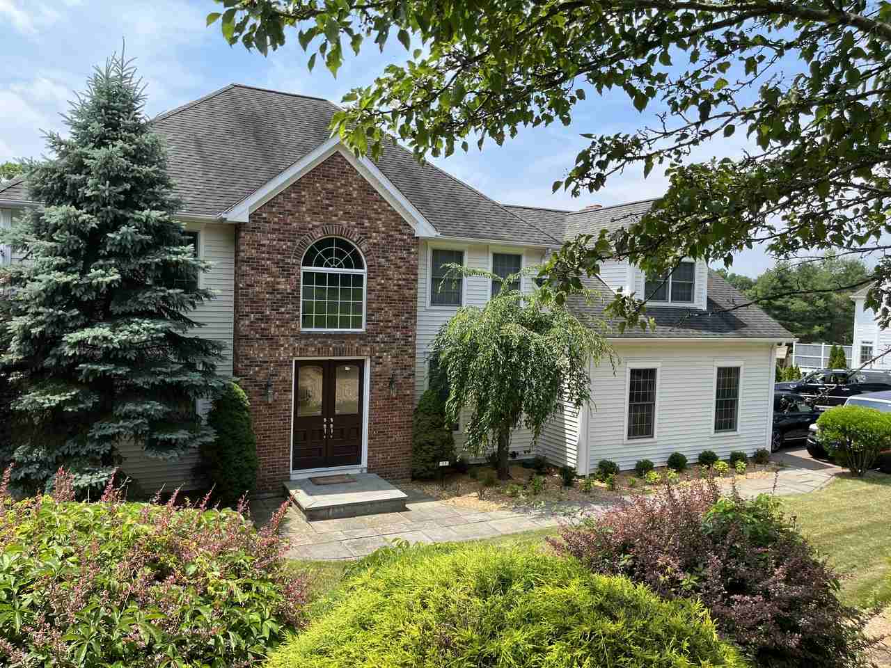 11 Whipporwill Dr - Photo 2 of 38