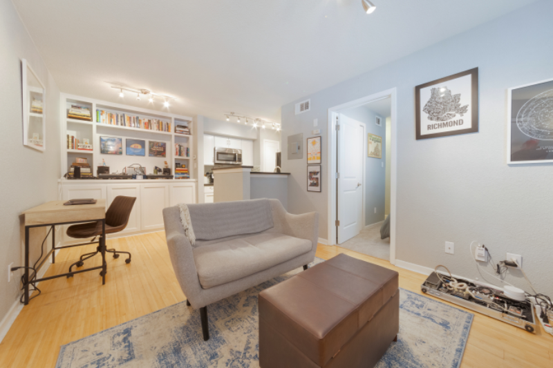 3204 Menchaca Rd #303