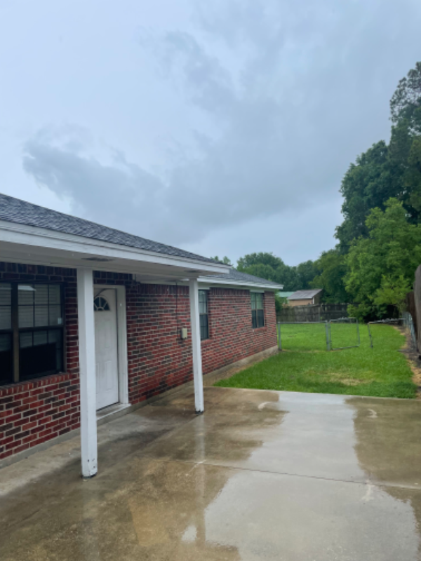 2025 Port Neches Ave - Photo 2 of 12