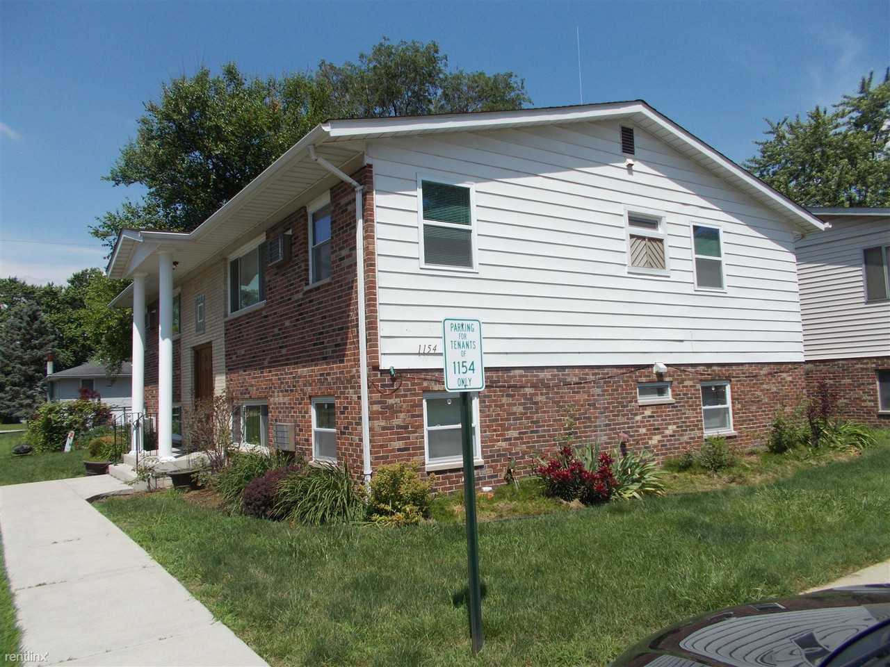 1154 N Indiana St - Photo 2 of 15