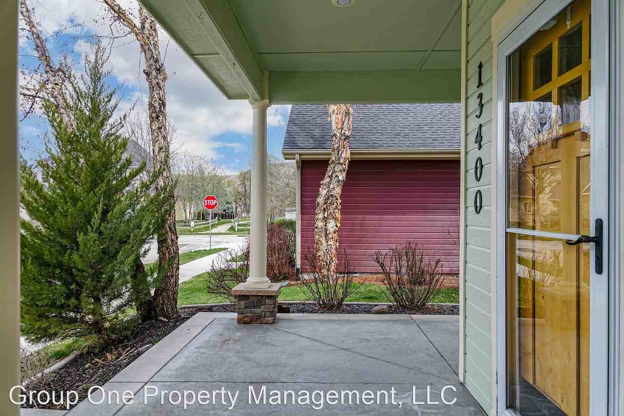 13400 N 8th Ave - Photo 2 of 40