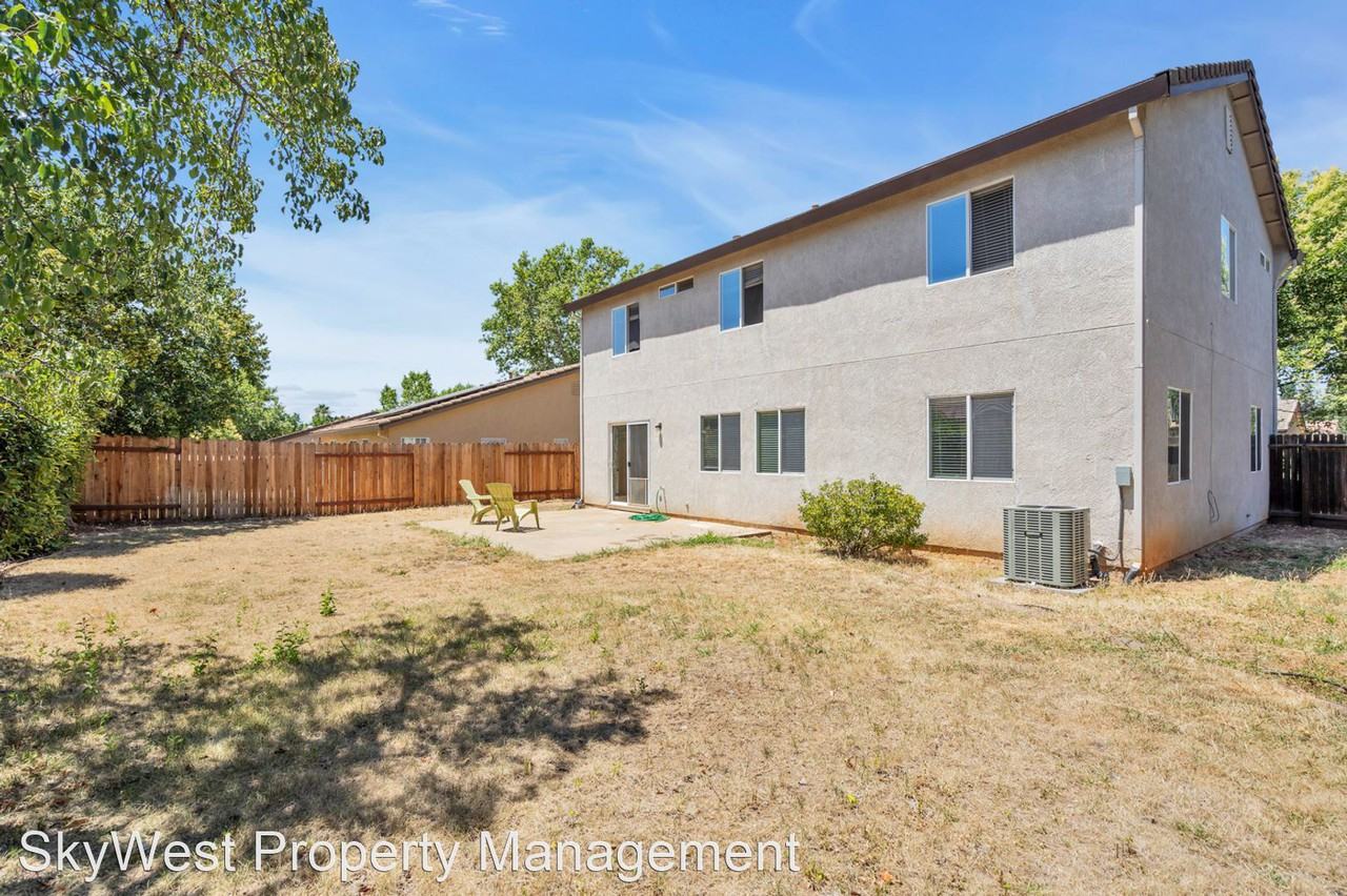 4335 Mustic Way - Photo 2 of 41