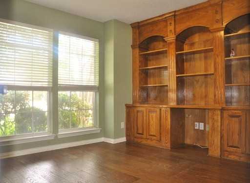2008 Brianna Ln - Photo 3 of 10