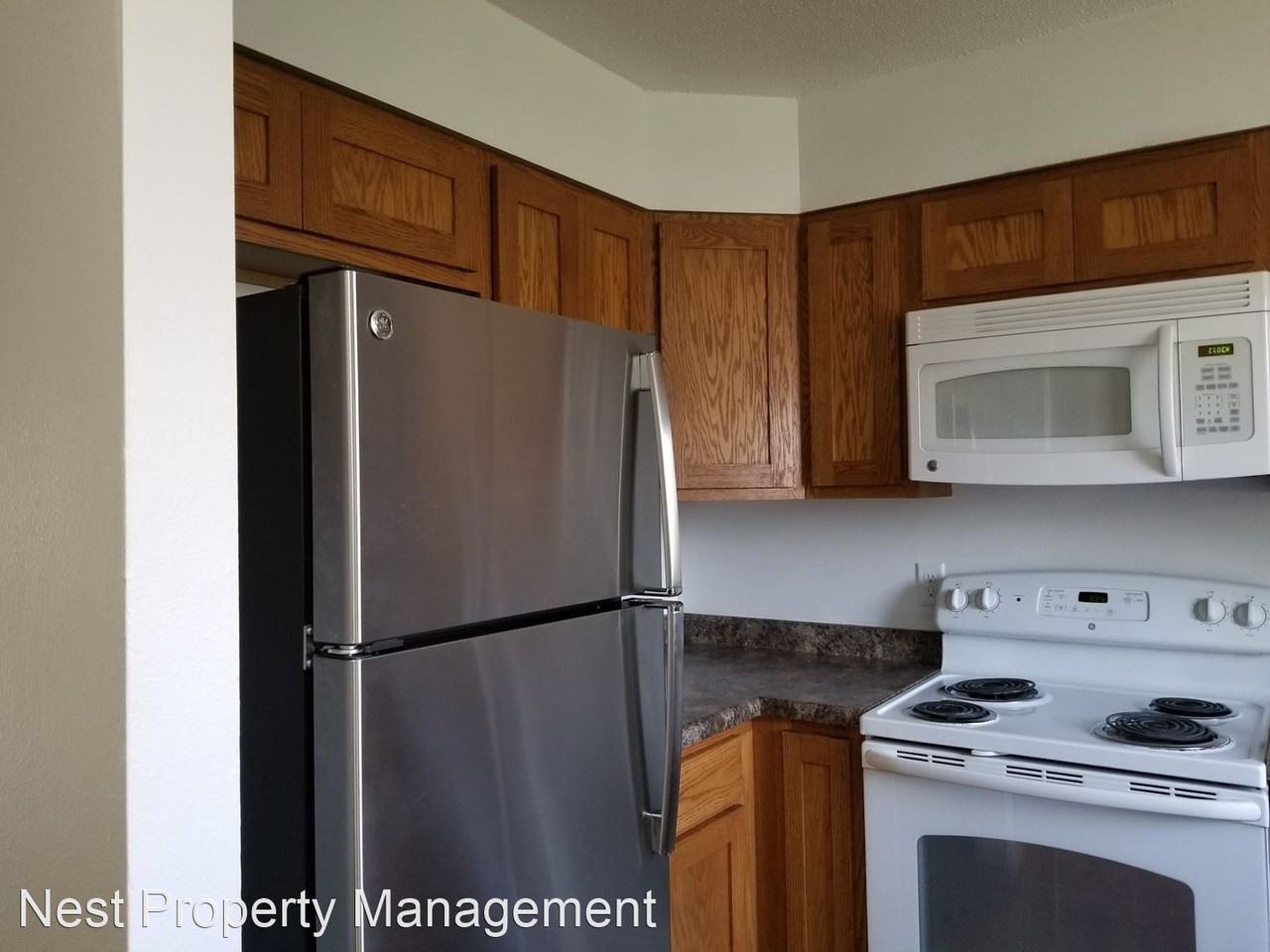 1805 5th St - Photo 2 of 13