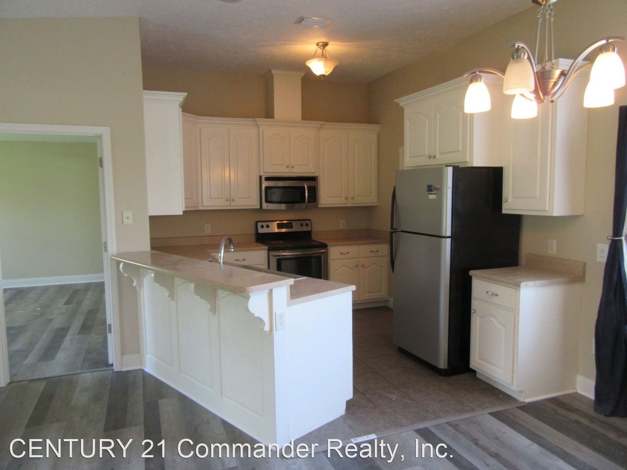 5439 Nicole Blvd - Photo 2 of 14