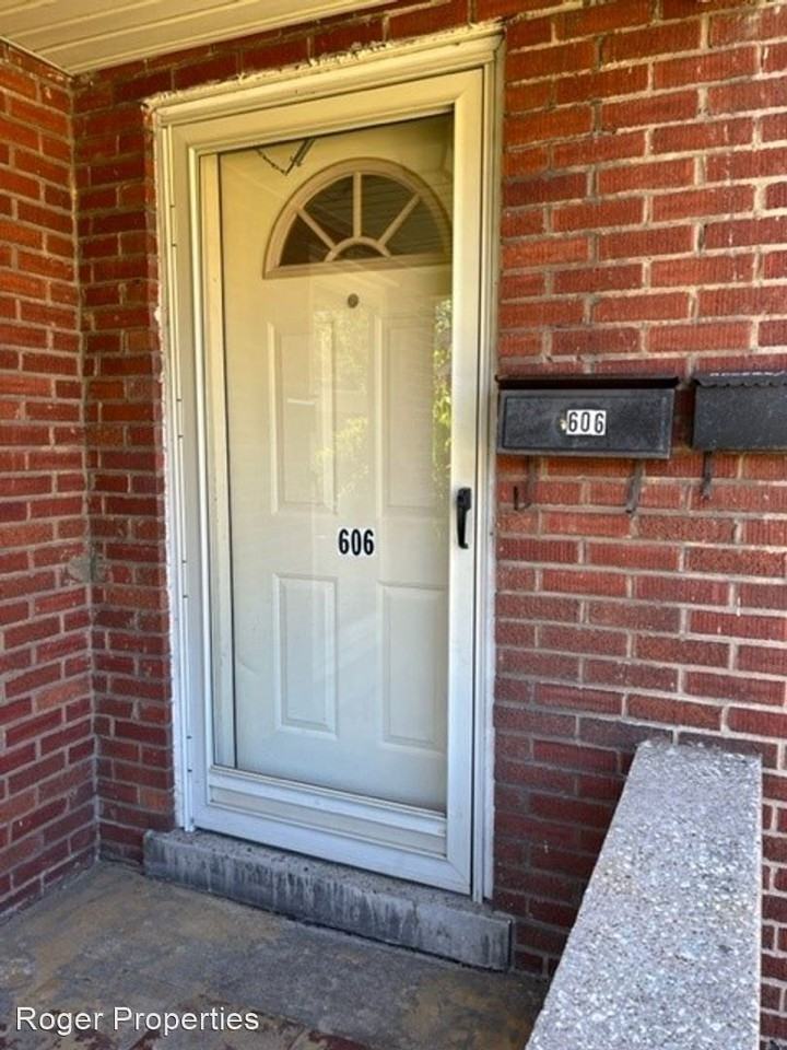 1233-1235 West 6th Street/606-608 Japan - Photo 2 of 10