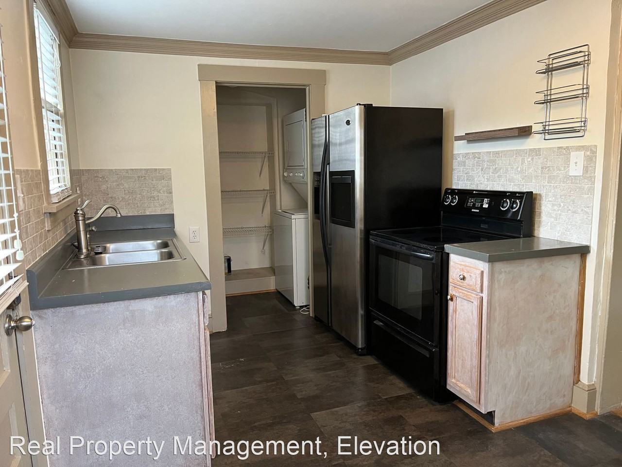 523 S. Cameron St. - Photo 3 of 4