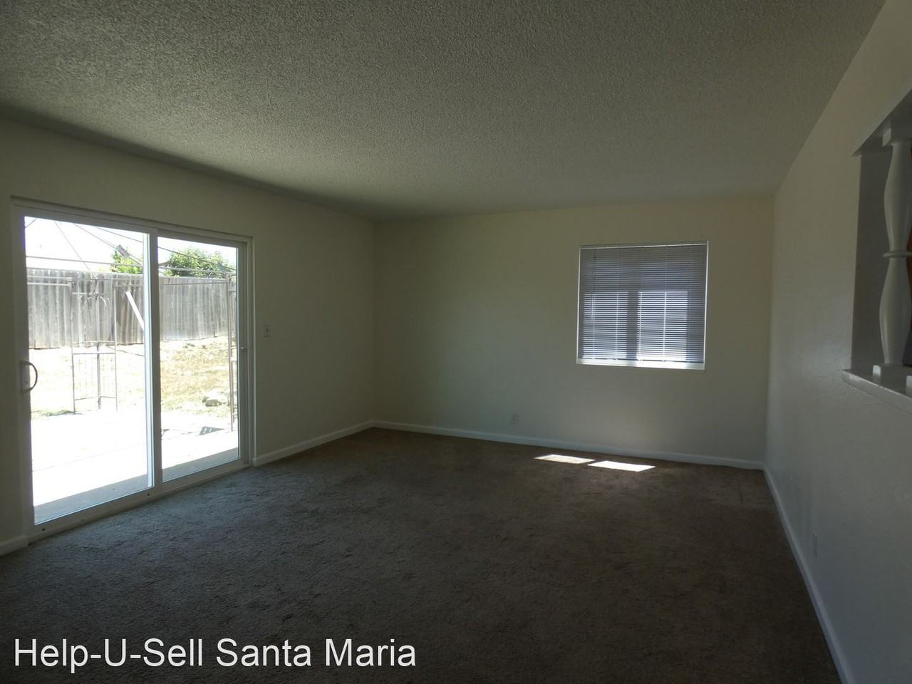 3386 Driftwood Dr - Photo 3 of 9