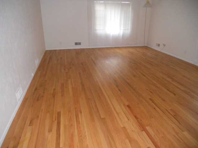 420 Carlile Ave - Photo 3 of 9