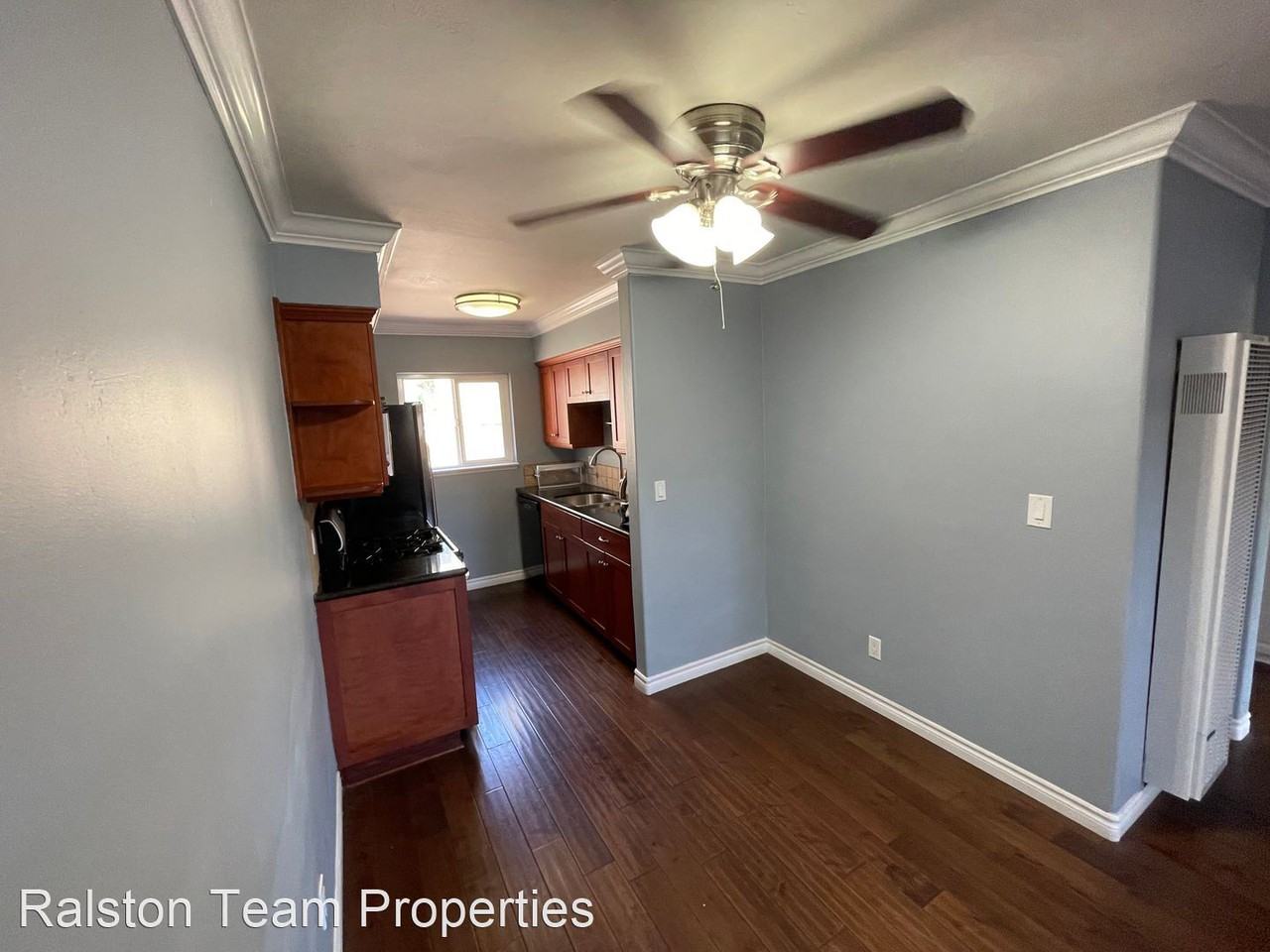 4618 1/2 30th St - Photo 3 of 12