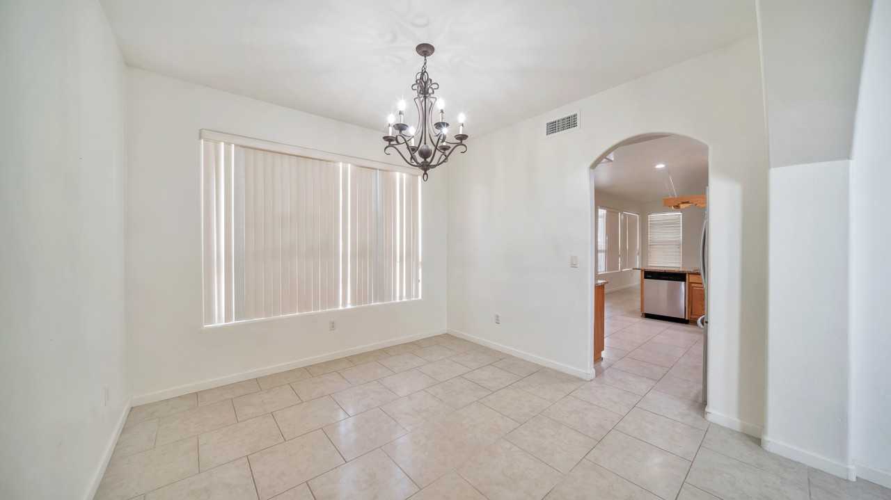 15400 S Camino Agua Azul - Photo 6 of 25
