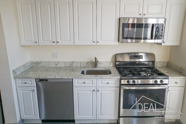 295 E 18th St 2C - Photo 3 of 12