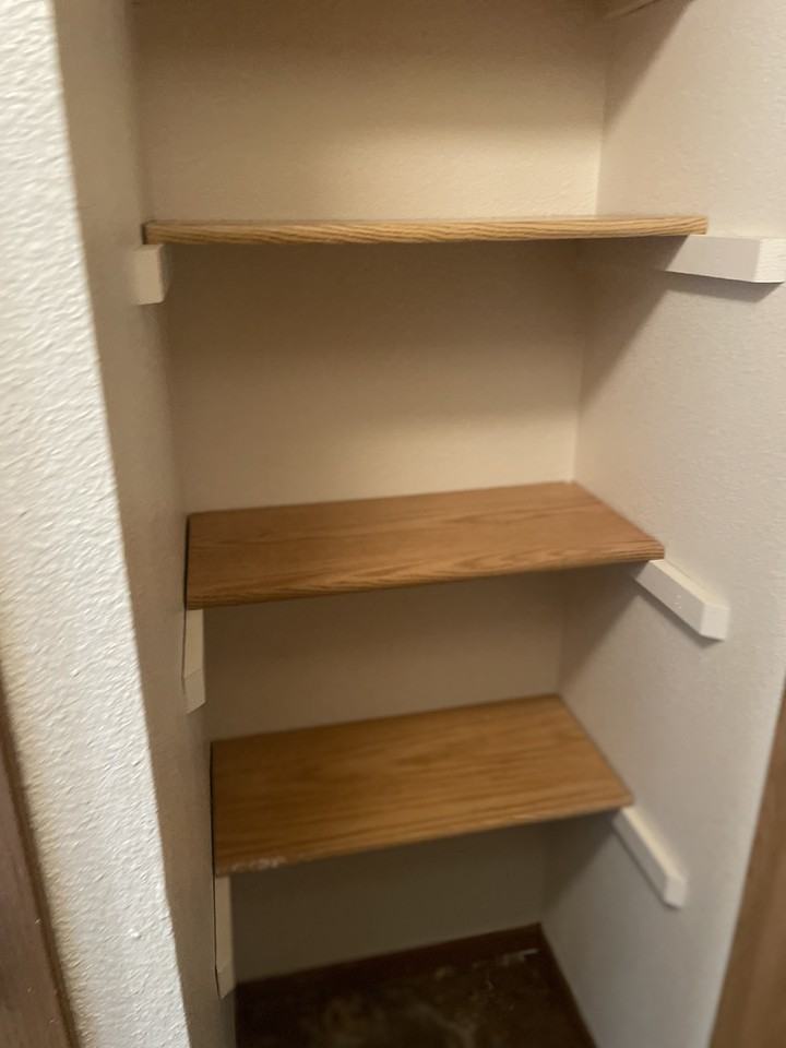 1515 14th Ave E - Photo 3 of 7