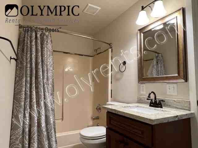 306 F St Sw - Photo 5 of 5
