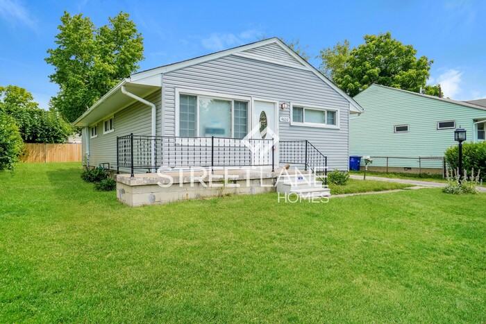 4632 Boynton Pl - Photo 2 of 15