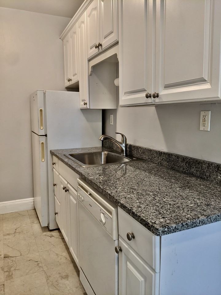 Sidlaw Rd #6 - Photo 6 of 9
