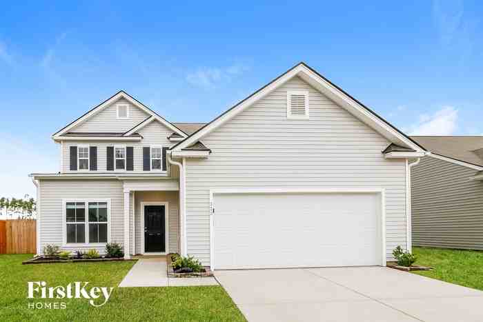 323 Silent Bluff Dr