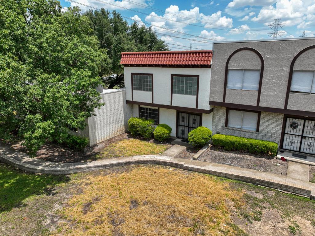 10879 Crown Vw - Photo 3 of 50