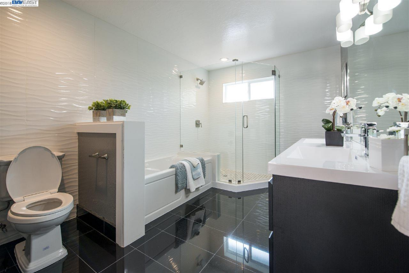 35537 Cabral Dr - Photo 2 of 14