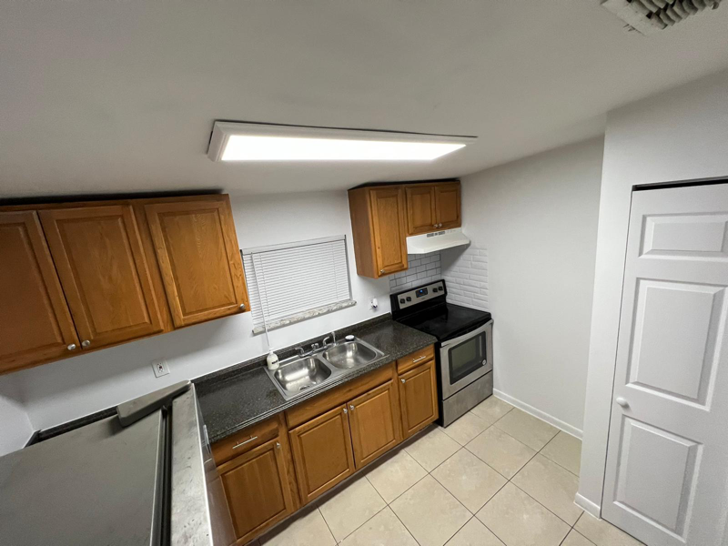 5007 Eastwood Dr #A - Photo 6 of 8