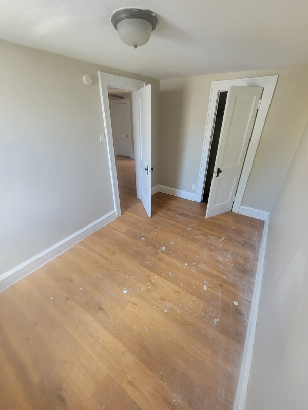 313 E Broad St #2W