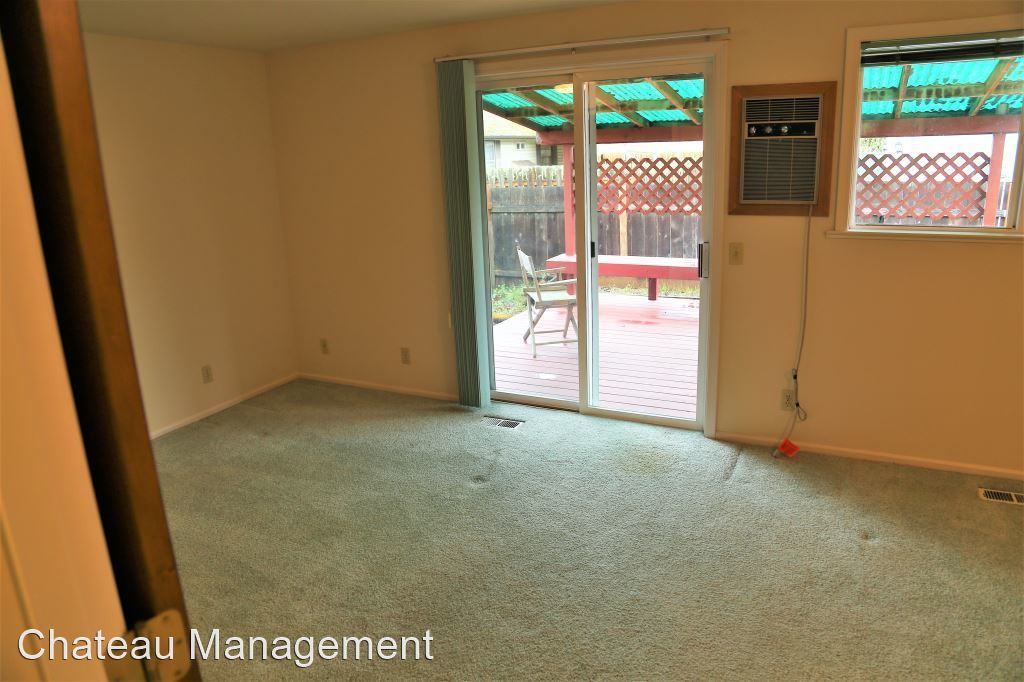 1821 NW Highland Dr. - Photo 2 of 11