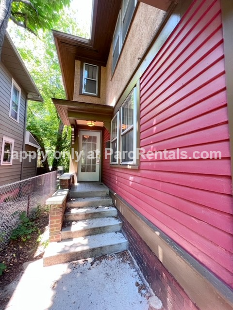 54 N Irvington Ave - Photo 2 of 16