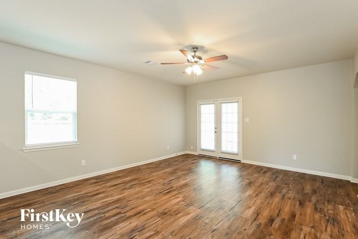 22738 Steel Blue Jaybird Dr - Photo 3 of 15