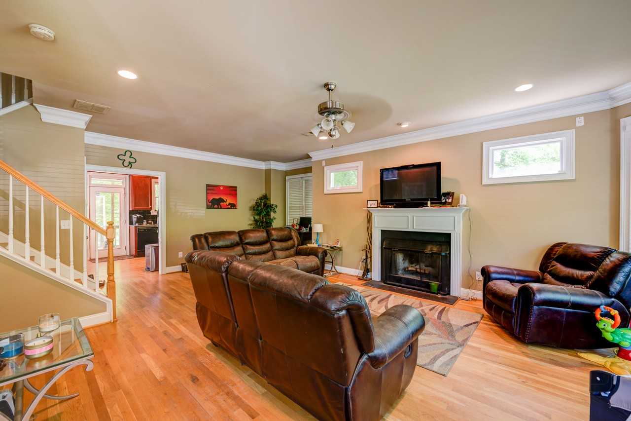 2141 Main St NW - Photo 2 of 13