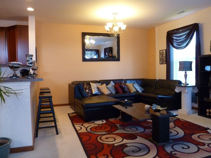 361 S Litchfield Dr - Photo 2 of 22