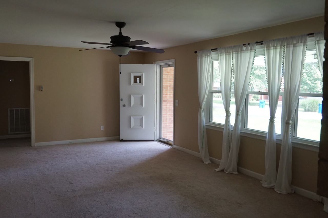 1701 Olive St - Photo 3 of 13