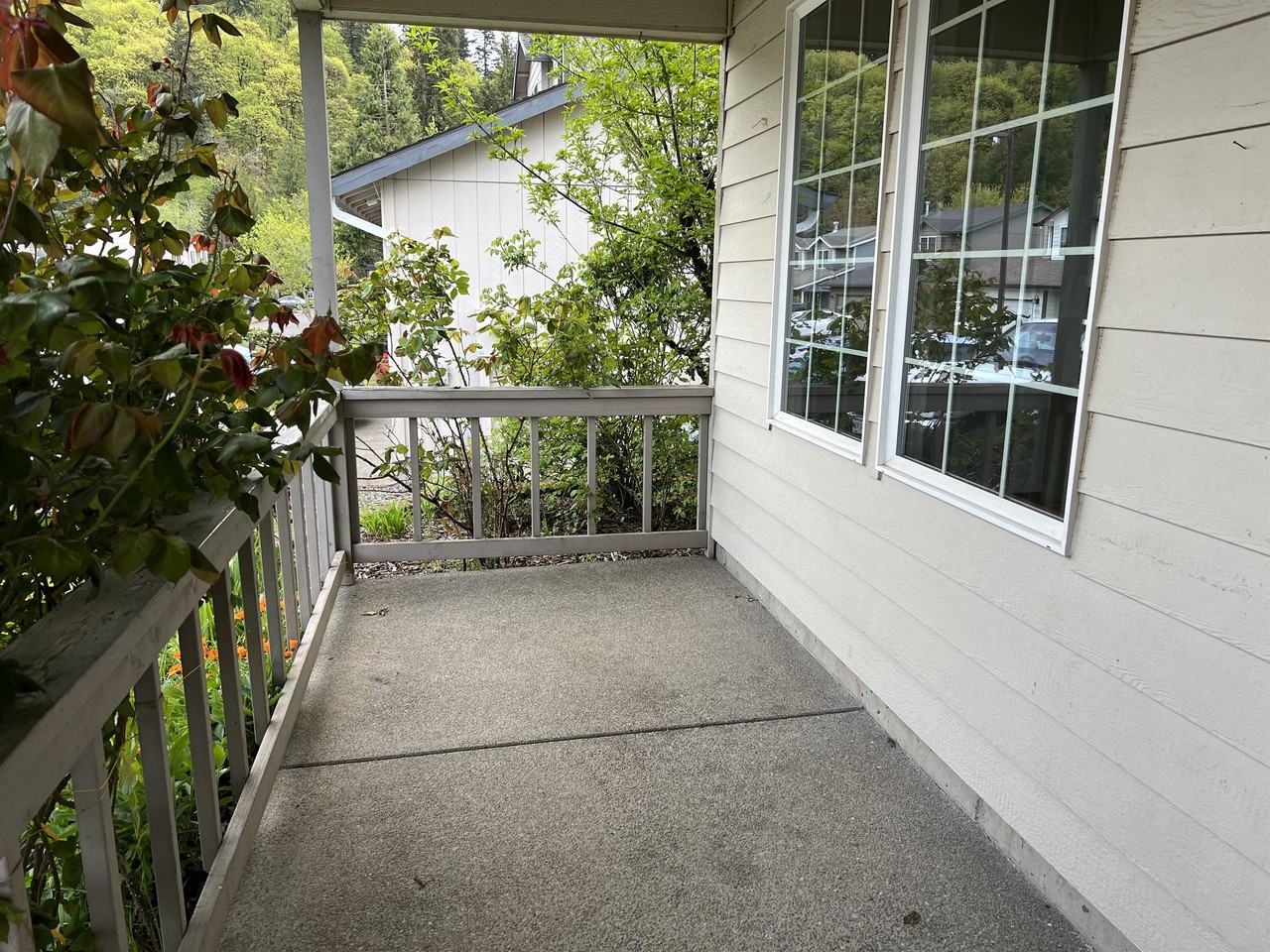1188 Sw Ivory Loop #1 - Photo 3 of 13