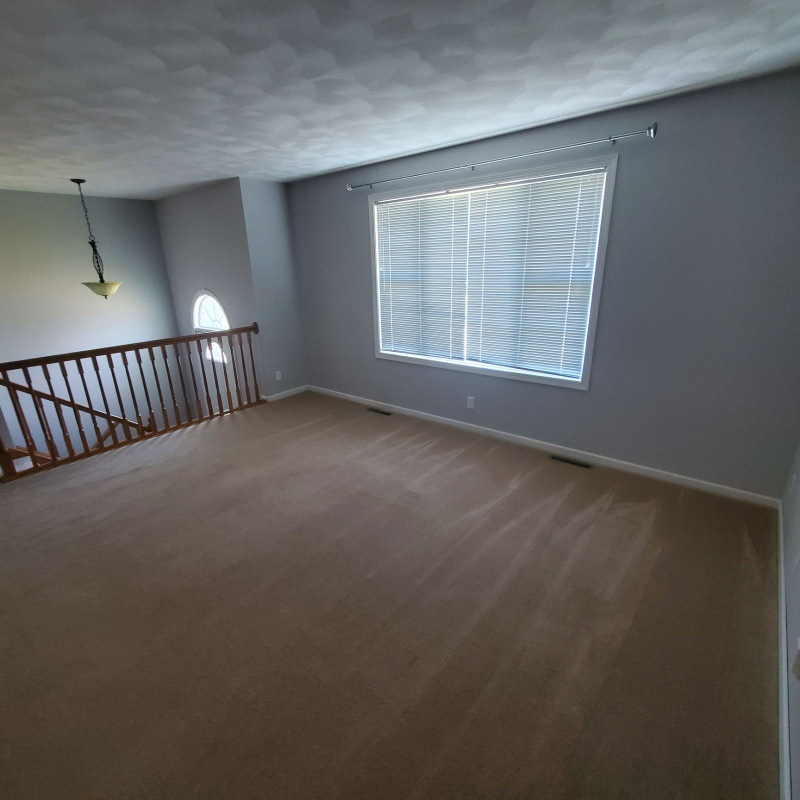 208 Independence Dr - Photo 3 of 27