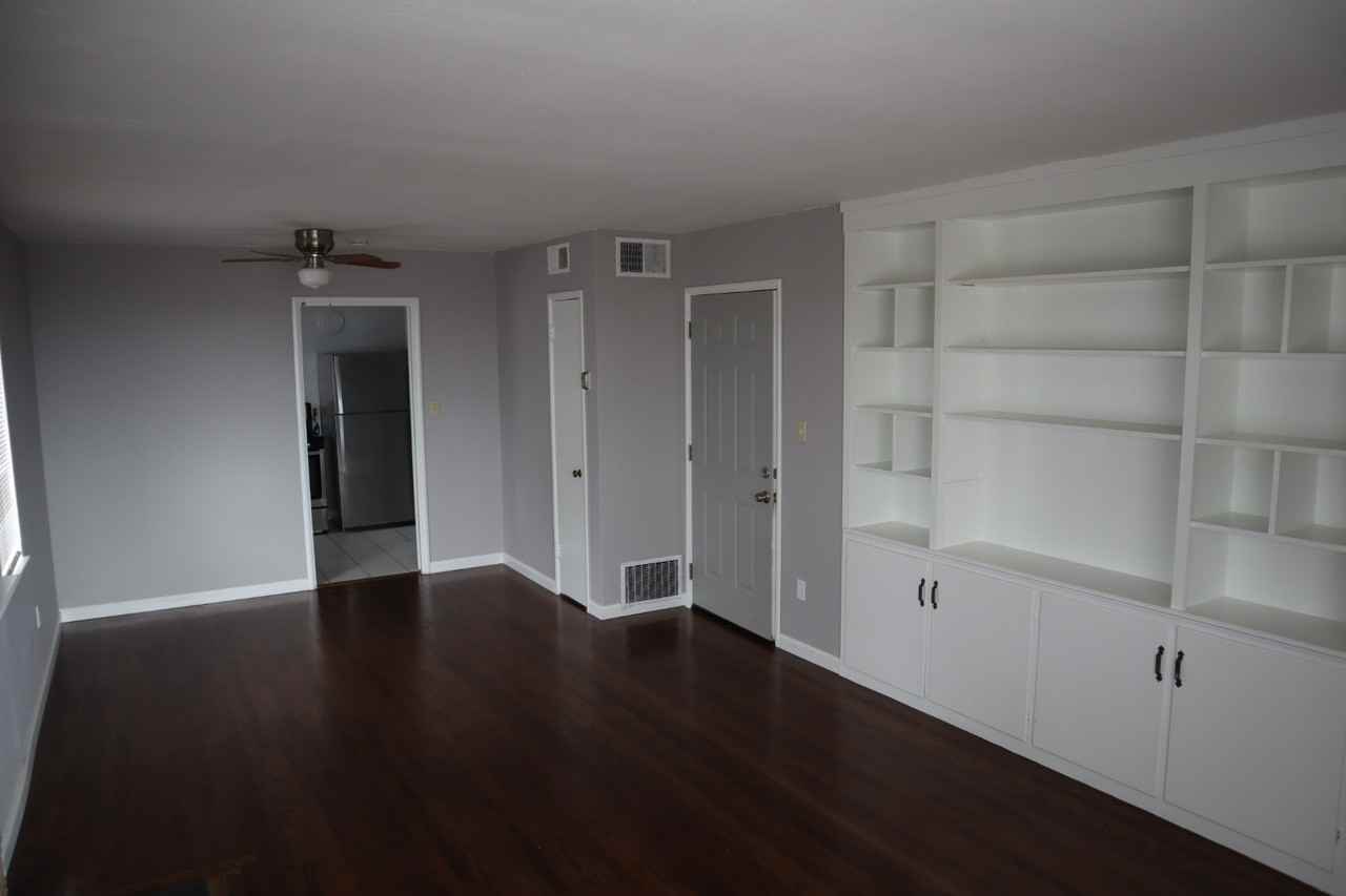 6518 Outlook Ave #4 - Photo 3 of 12